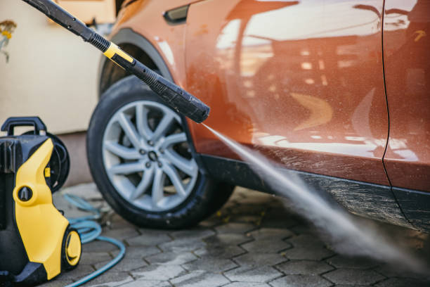 Best Roof Power Washing Services  in St Bernard, OH