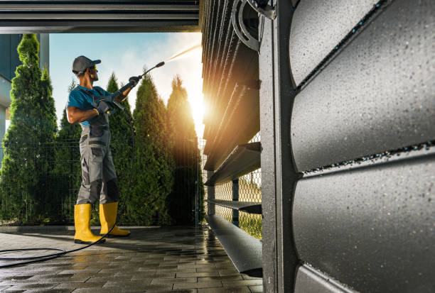 Best Roof Power Washing Services  in St Bernard, OH