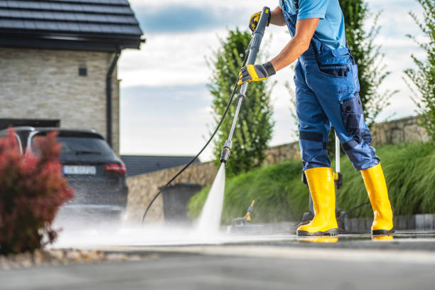 Best Commercial Pressure Washing  in St Bernard, OH